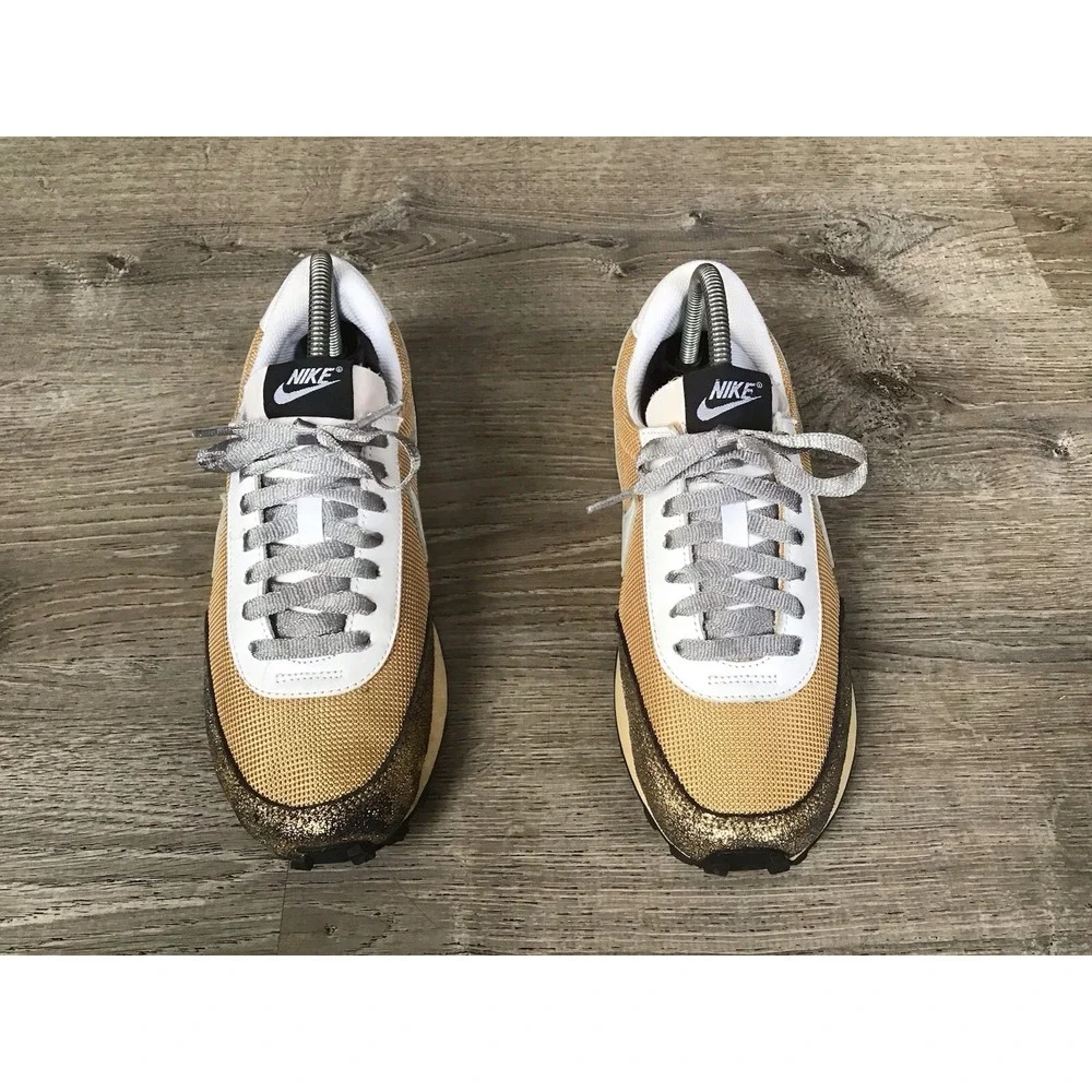 Nike Womens Size 9 Daybreak Golden Gals Twine White Waffle Shoes Sneakers DO5883
